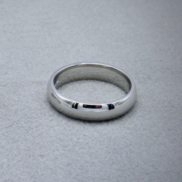 platinum wedding ring