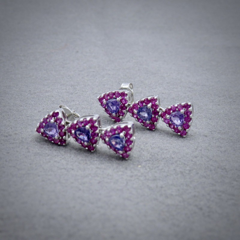 Purple sapphire and ruby earrings in 3 triangles