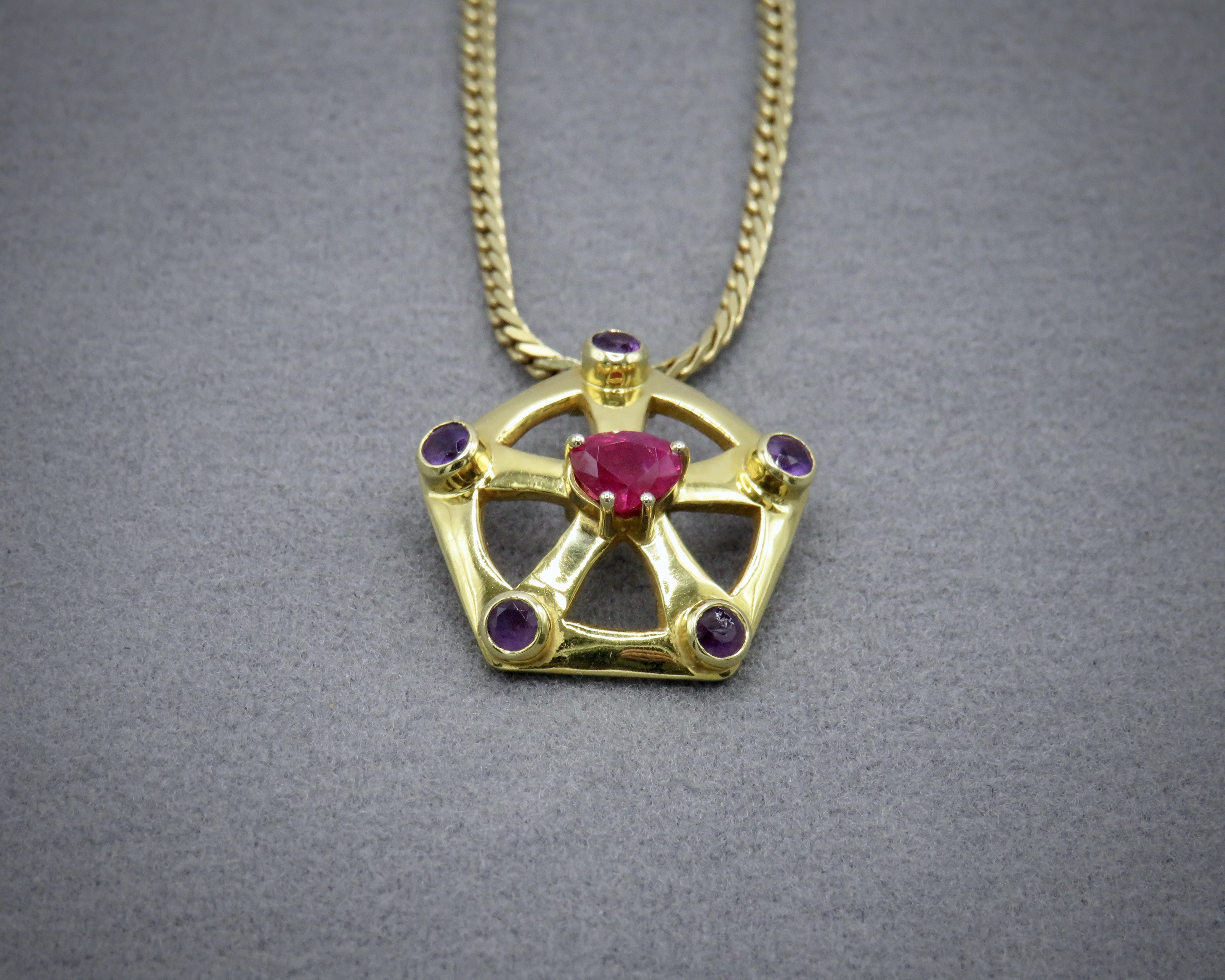 ruby and amethyst pendat